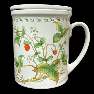 Vintage 1970s Hues N Brews Strawberry Teacup with Lid - Made in Japan